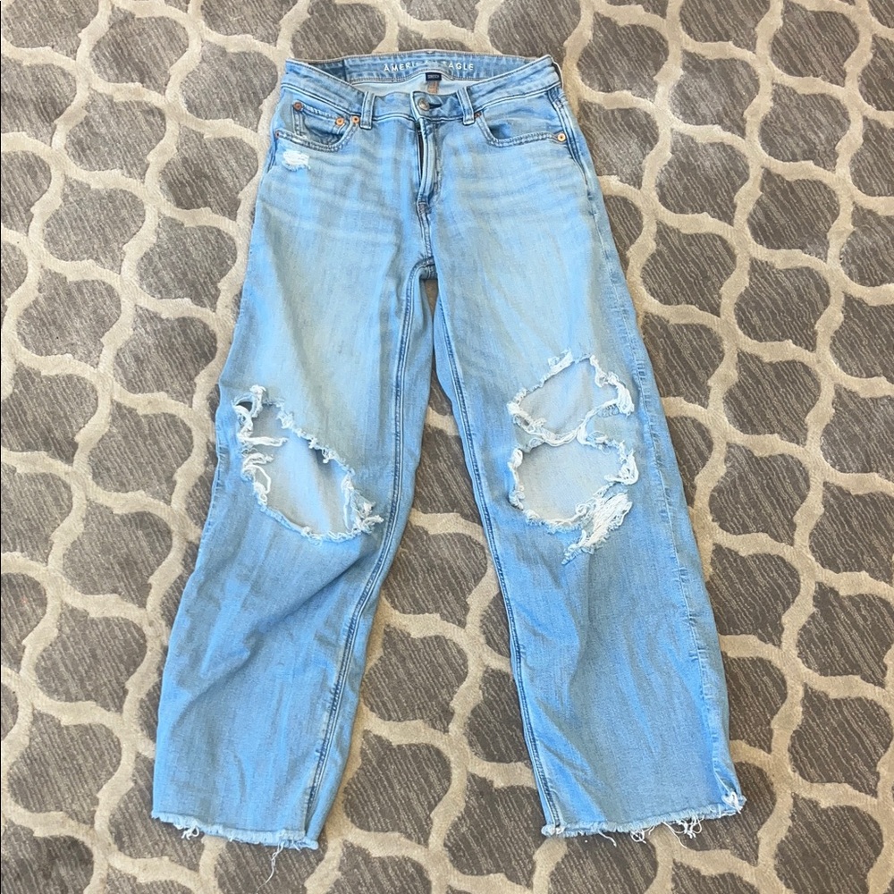 American Eagle Light Wash Boyfriend Jeans